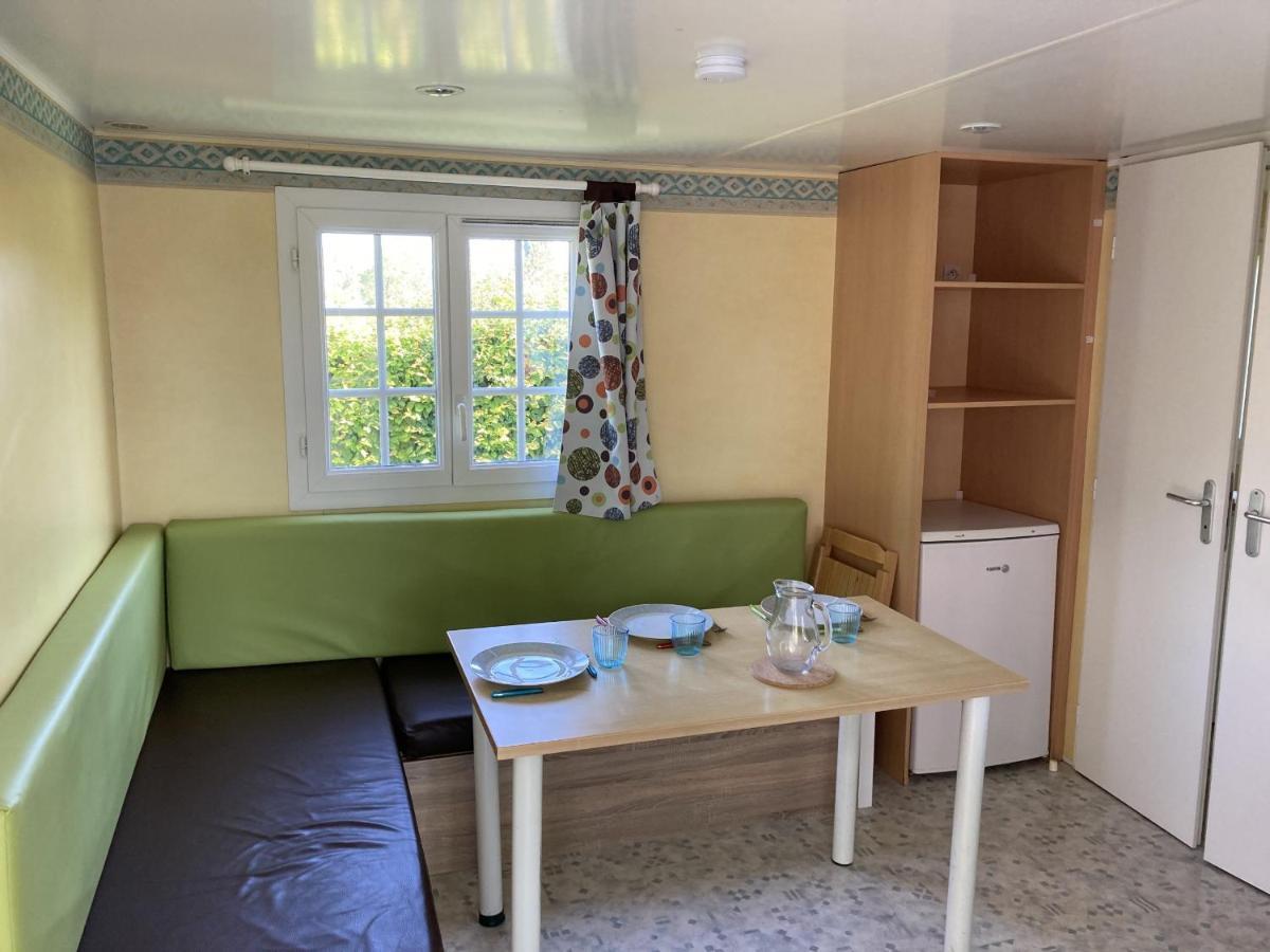 Camping Les Portes Du Perche Mamers Екстер'єр фото