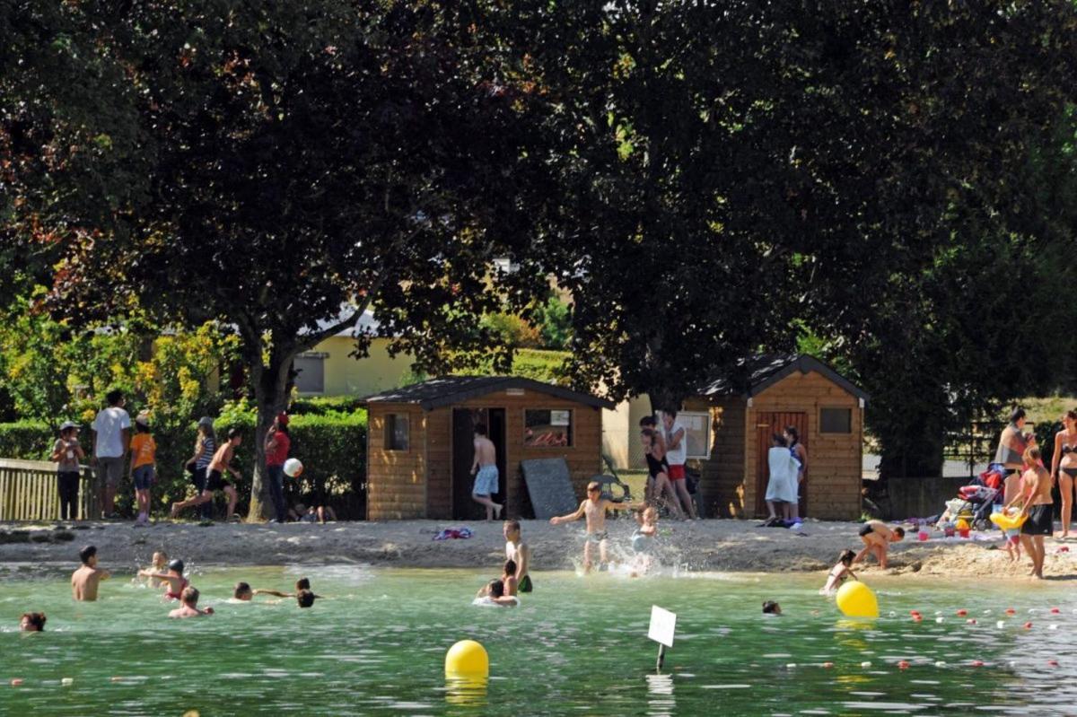 Camping Les Portes Du Perche Mamers Екстер'єр фото